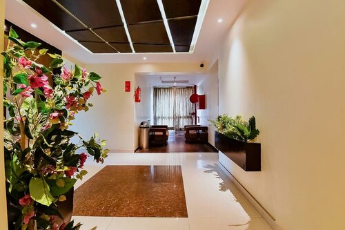 OYO Rooms Ahmedabad Maninagar Station, Забронировать Отель Манинагар Ахмадабад, рядом с Озеро Канкария