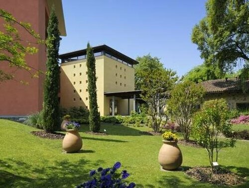 Castello del Sole Beach Resort&SPA, Prenota Resort Hotel a Canton Ticino con pasti, Mezza/completa pensione