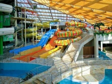 Aquapalace Hotel Prague, Rezerwuj Hotel Hotele w Central Bohemia z Basenem, Basen