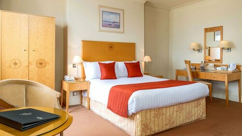 Imperial Hotel, Забронировать Отель Лландидно Клоид
