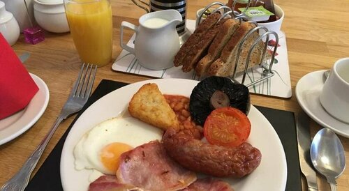 Earlston House, Rezervați Bed and Breakfast Paignton Devon