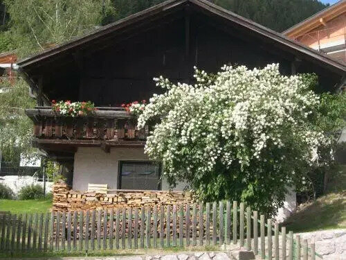 Naturhotel Miraval, Забронировать Отель Отели Гайс с парковкой, Парковка