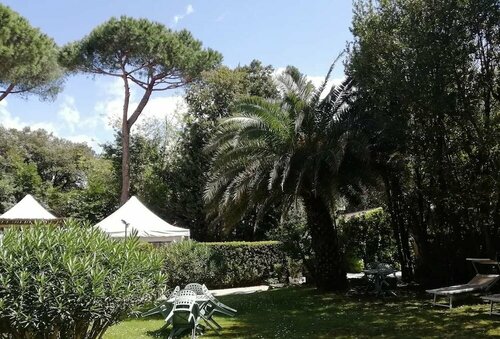 Hotel La Tavernetta dei Ronchi, Book Hotel Marina di Massa Apuana coast