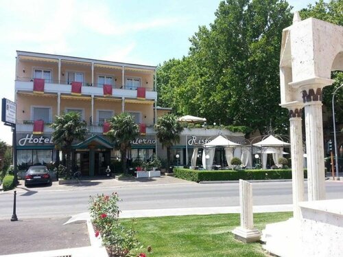 Platani Hotel, Забронировать Отель Отели Больсена с парковкой, Парковка