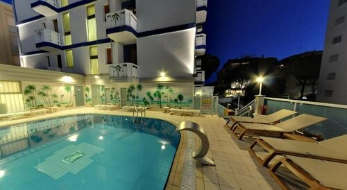 Hotel Palma de Majorca, Забронировать Отель Отели Бибионе-Пинеда с парковкой, Парковка