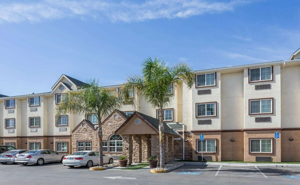 Microtel Inn & Suites by Wyndham Tracy