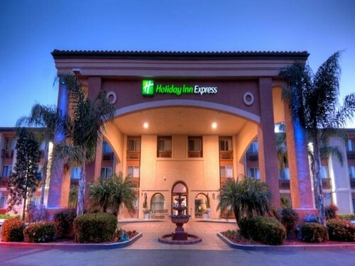 Holiday Inn Express Temecula