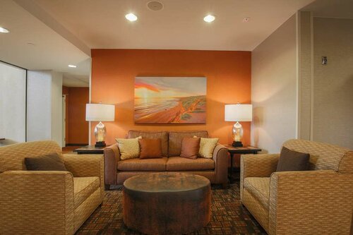 Hampton Inn & Suites Camarillo, Rezervați Hotel Camarillo California