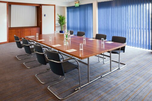 Holiday Inn Luton - South M1 Jct. 9, an Ihg Hotel