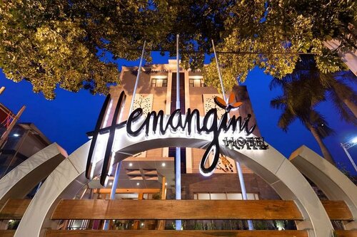 Hemangini Hotel, Rezerwuj Hotel Bandung Kidul Java