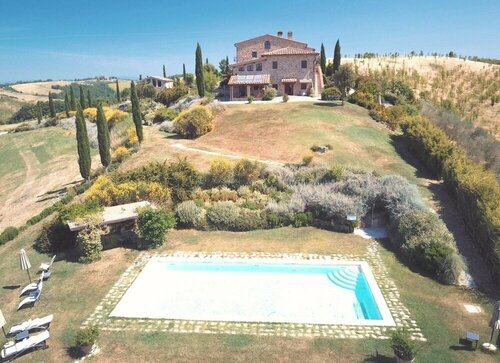 Podere Cunina, Rezervați Hotel Buonconvento Crete Senesi
