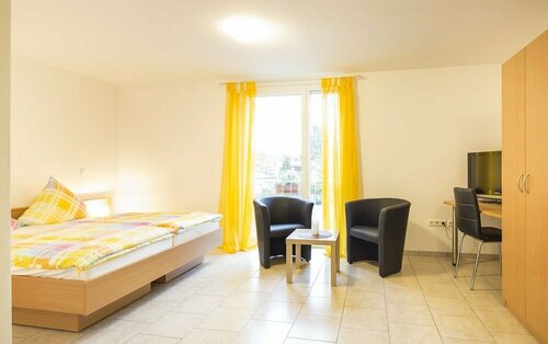 Haus Emona - Ihre Pension in Freiburg, Забронировать Отель Фрайбург-им-Брайсгау Breisgau
