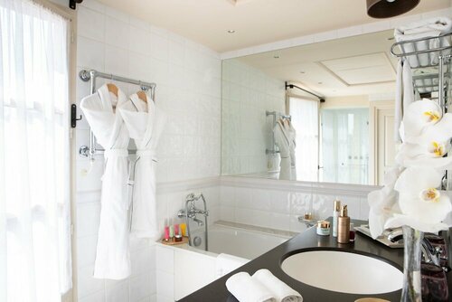 L'Hôtel du Castellet, Rezervasyon Tatil Köyü Toulon Var coast