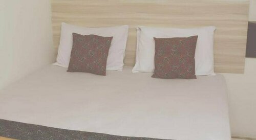 Bantal Guling Trans, Réserver Hôtel Bandung Kidul Bandung, près de Complexe Trans Studio Bandung