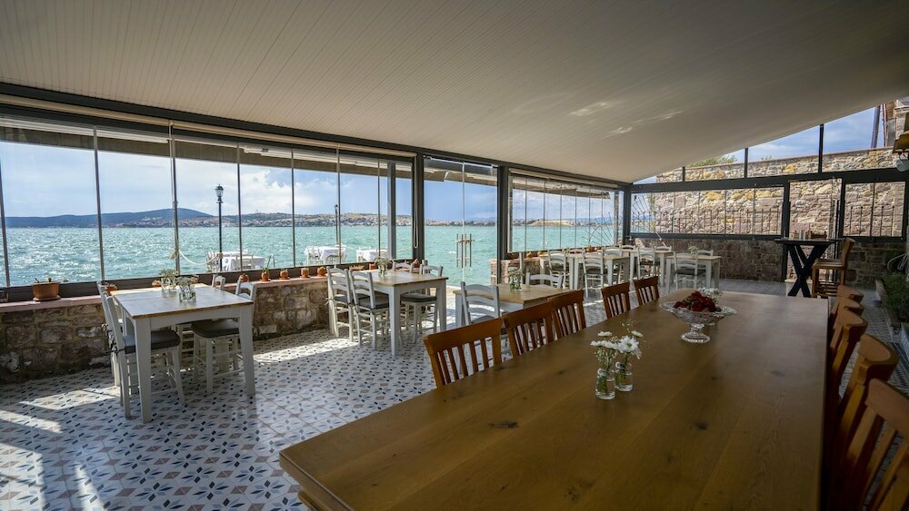 Villa Pietra Hotel & Restaurant