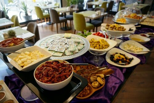 Zeniva Hotel, Rezerwuj Hotel Konak Izmir