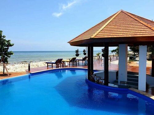 The Beach Resort & Residence, Забронировать Курортный отель Патио Чумпхон