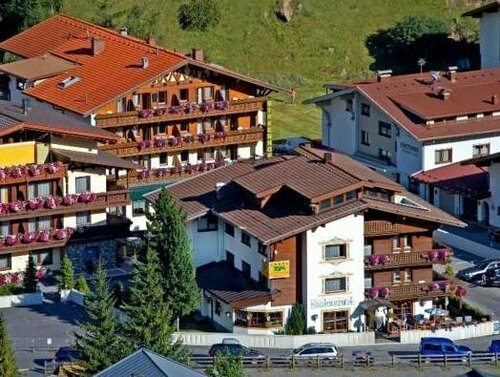 Hotel Birkenhof, Rezerwuj Hotel Hotele w Tyrol z Parkingiem, Parking