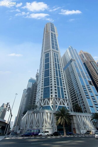 Dubai Marina by bnbmehomes, Забронировать Отель Отели Эмирата Дубая с бассейном, рядом с ITP Publishing group, Бассейн