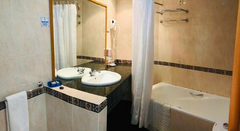 Golden Park Hotel