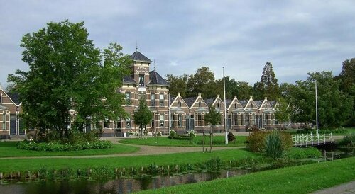 Recreatiepark Tusken de Marren, Брондау Резорт Friesland қаласындағы төсек алаңы бар қонақ үйлер, Тоқтау алаңы