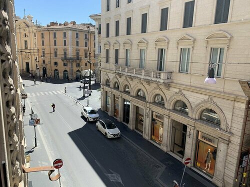 Charme & Chic Prestige, Book Bed and Breakfast Lazio hoteller med parkering, Parkering