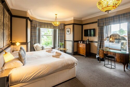 Traquair Arms Hotel, Book Hotel Innerleithen Borders