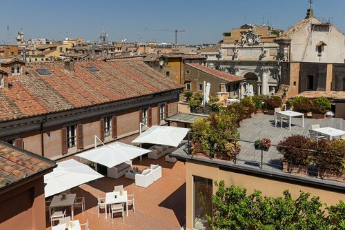 Harry's Bar Trevi Hotel & Restaurant, Book Hotel Trevi Rom, nær Synagogue of Rome