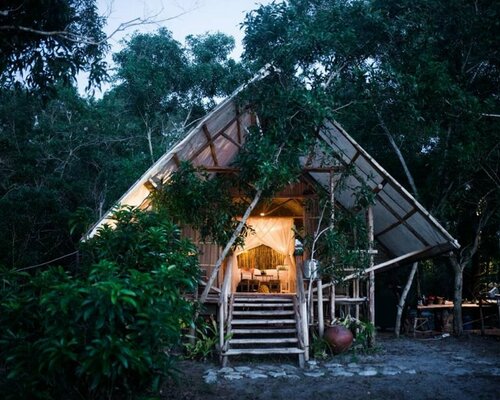 Eco Beach Tent by Billiton, Book Bed and Breakfast Belitung Island hoteller med morgenmad, Morgenmad