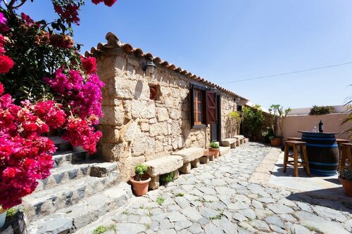 La casa de Aya, Prenota Hotel Fasnia 