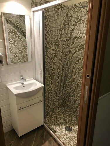 Rent Rooms Colosseum, Забронировать Гостевой дом Гостевые дома Рима, рядом с Больница Сан-Джованни, Гостевой дом