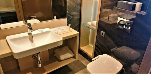 Novotel Chandigarh Tribune Chowk, Забронировать Отель Чандигарх Chandigarh Region, рядом с Торговый центр Elante Mall