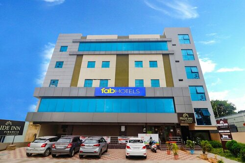 FabHotel Pride Inn Financia - Gachibowli, Забронировать Отель Отели Hyderabad Region с парковкой, Парковка
