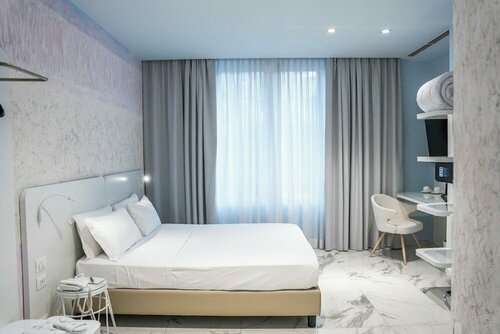 Soul Art Hotel, Забронировать Отель Пьяцца-дель-Плебишито Неаполь, рядом с Museo Metro Station