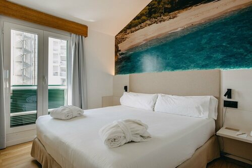 Lago Resort Menorca, Забронировать Курортный отель Кала'н-Бош Менорка