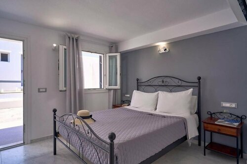 Sofia Village, Забронировать Отель Отели Миконоса 3 звезды, рядом с Glam Club, 3*