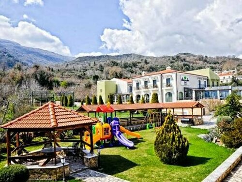 Alexander Mountain Resort, Забронировать Курортный отель Yerakárion Центральный Крит