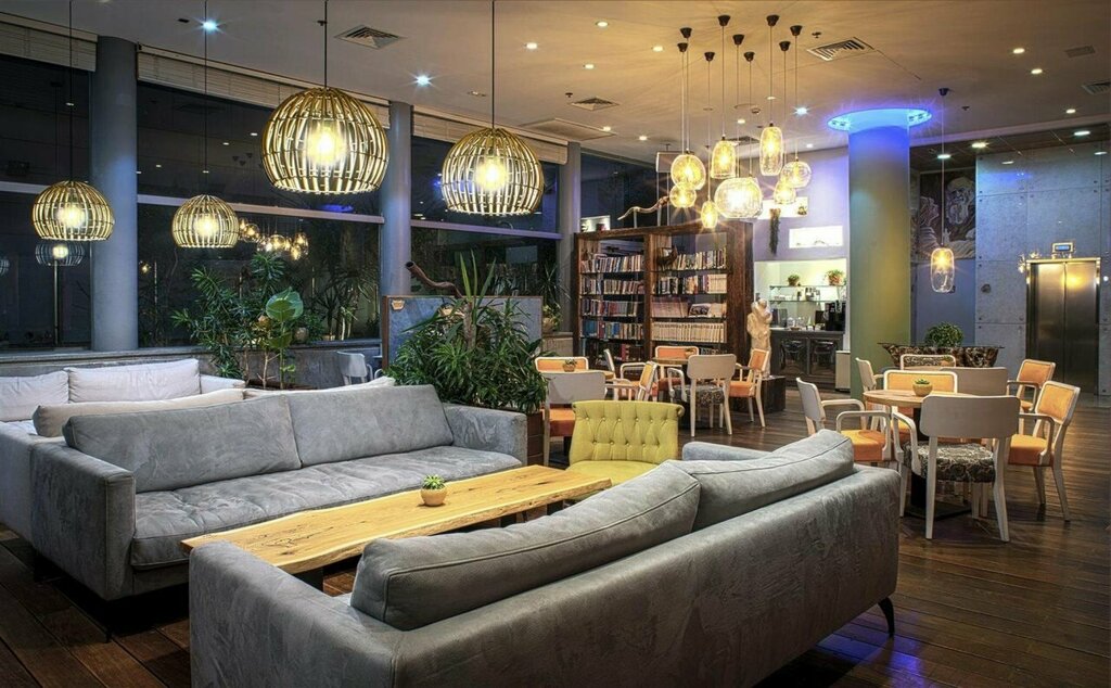 Hotel Poli Urban By AFI Hotels