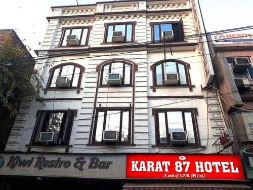 Hotel Karat 87 Inn, Забронировать Отель Отели Нью-Дели с парковкой, Парковка