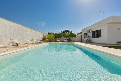 Villa Chiaraluna, Varaa Villa Novoli Salento