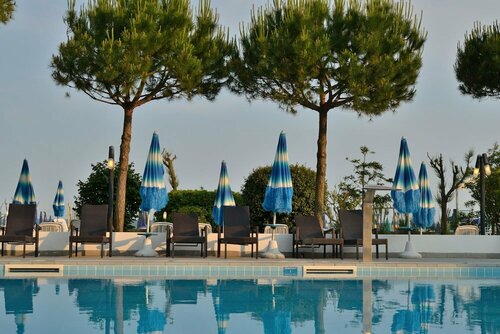 Park Hotel Ermitage Resort & Spa, Забронировать Отель Бизнес-отели Лидо ди Езоло, 4* 5*