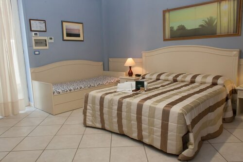 Conchiglia Azzurra Resort & Beach, Забронировать Курортный отель Порто-Чезарео Porto Cesareo Beaches