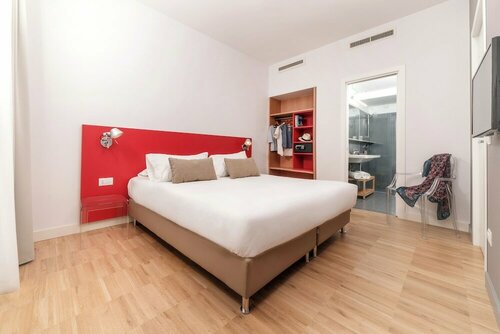 Hotel Piazza Bellini & Apartments, Забронировать Апартаменты/квартира Отели Неаполя с завтраком, рядом с Museo Metro Station, Завтраки
