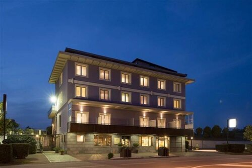 Hotel San Francesco, Boek Hotel Borgomanero Piemonte