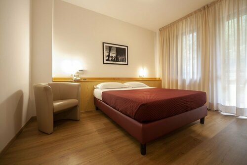 Pennile, Rezerwuj Hotel Hotele w Romagna z parkingiem, Parking
