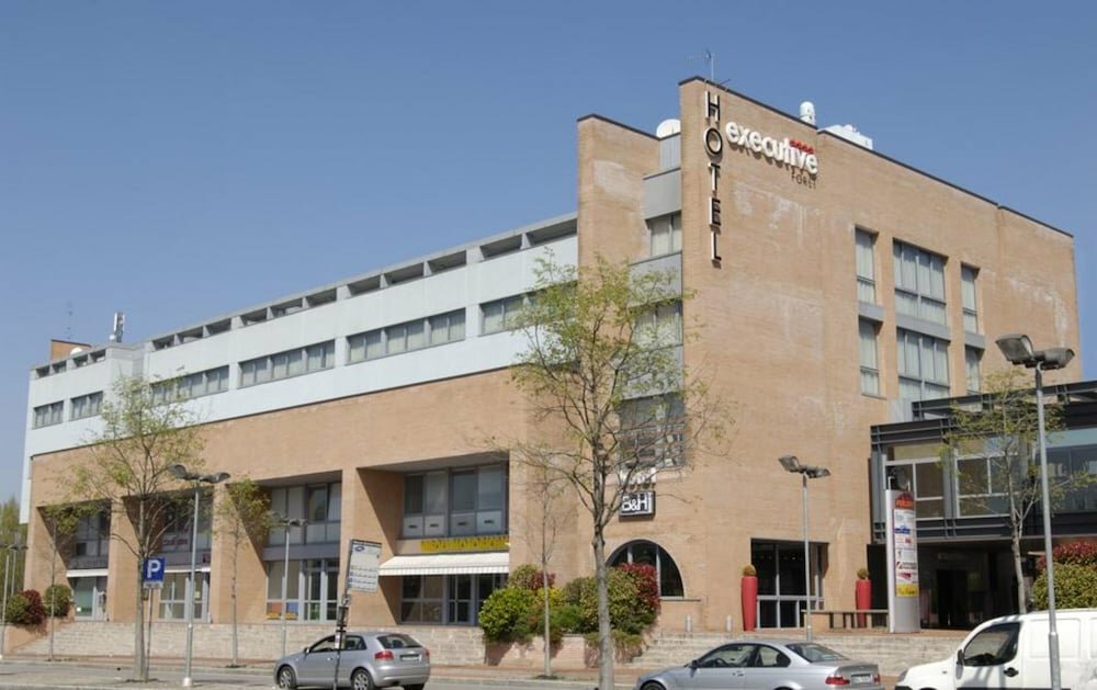 Executive Hotel