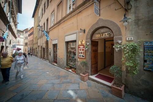 Albergo Etruria, Забронировать Отель Вольтерра Тоскана