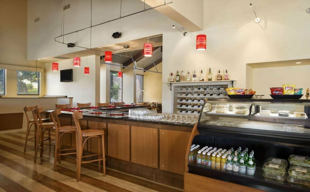 Ramada by Wyndham West Palm Beach Airport