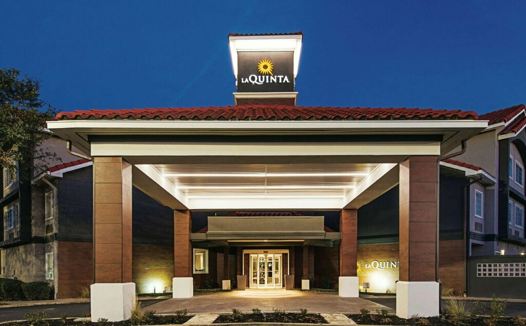 La Quinta Inn & Suites Austin Near the Domain