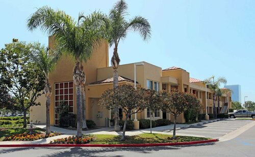 Extended Stay America Suites - Orange County - Irvine Spectrum, Забронировать Отель Ирвайн округ Ориндж, рядом с Pretend City Children's Museum